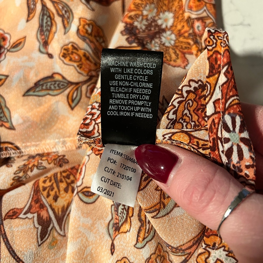 Like New Torrid Outlander Lexie Floral Chiffon Hi-Lo Babydoll Tunic - Picture 11 of 16